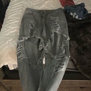 dark jeans still have tag